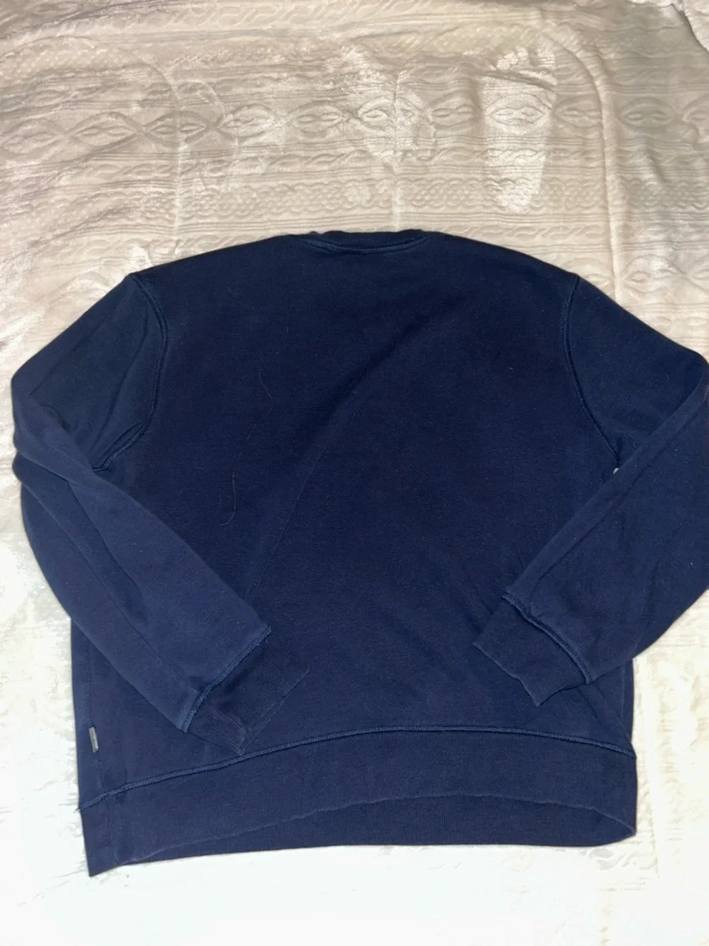 Eddie Bauer Navy Crewneck - Picture 4 of 5